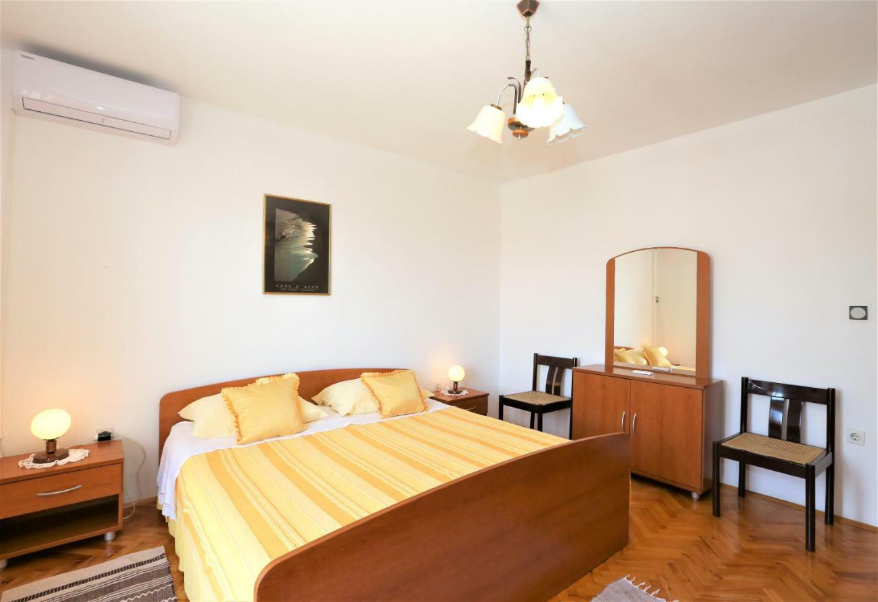 Apartmani Vinko Baska Voda Exterior photo