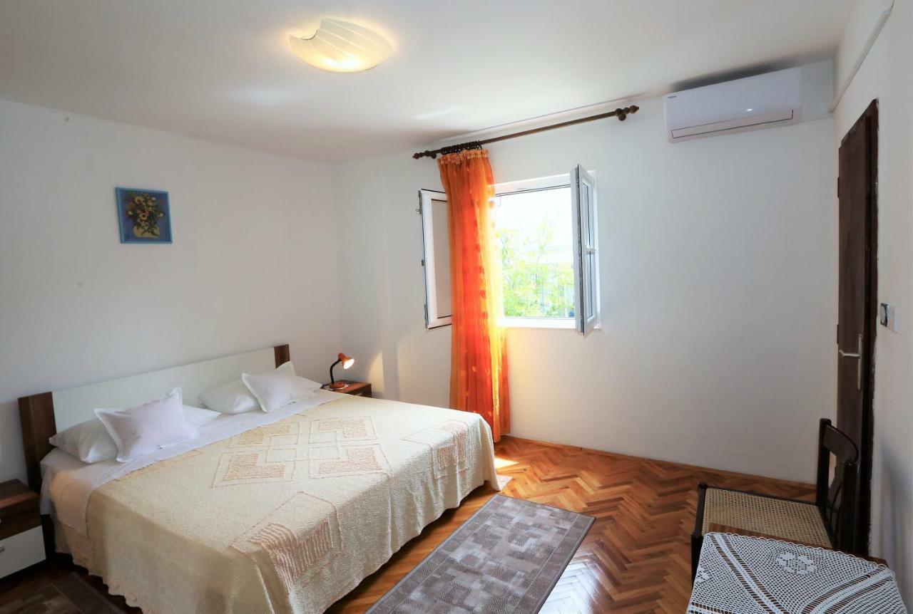 Apartmani Vinko Baska Voda Exterior photo
