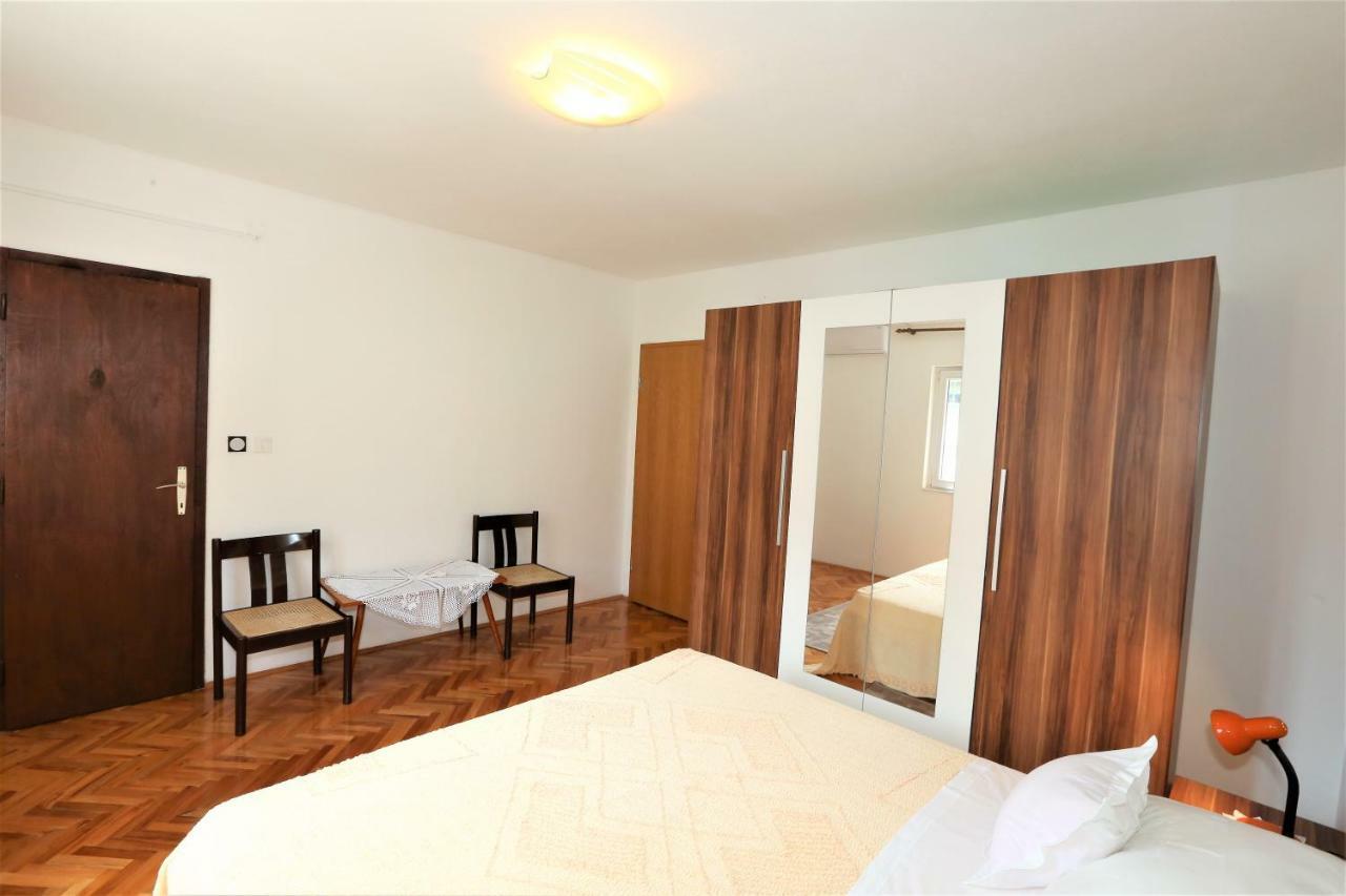 Apartmani Vinko Baska Voda Exterior photo